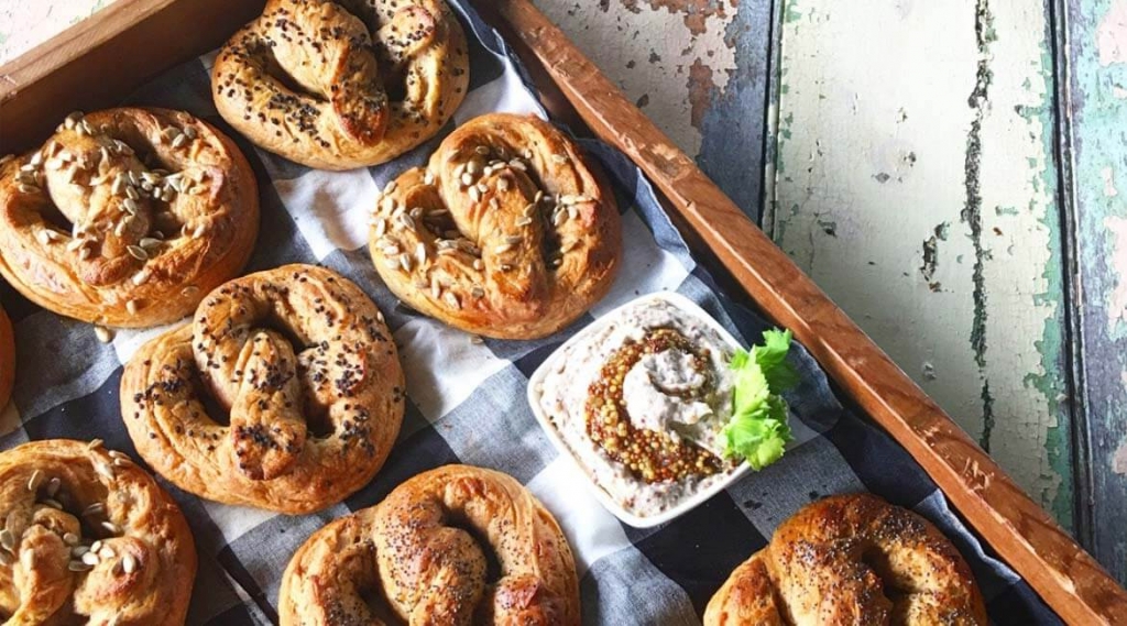 Spelt Soft Dough Pretzels Baking Affordable Wholefoods