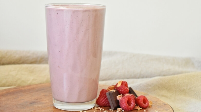 Raspberry Cacao Smoothie